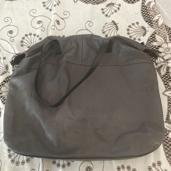 Albert Bellucci Gray Black Quilt Stitched Leather & Double Zipper Very Spacious - Picture 5 of 12